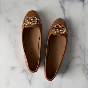 Aerosoles Big Bet gold buckle Women's Tan Flats - BRAND NEW!